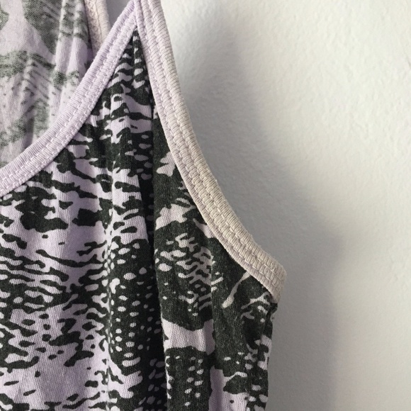 Wet Seal Purple Gradient Reptile Print Tank S - Picture 2 of 10